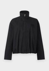 Μαύρο μπουφάν με φερμουάρ, ψηλό γιακά, μακριά μανίκια, ελαστικό τελείωμα και μικρό ετικέτα στο αριστερό στήθος.