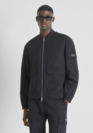 REGULAR FIT WITH PLATE ON SLEEVE ZIP TWO WAY - Blouson Bomber - black