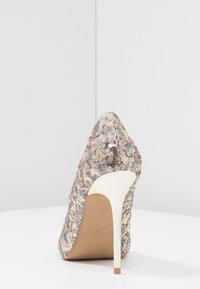 Head over Heels by Dune Escarpins à talons hauts - gold-coloured