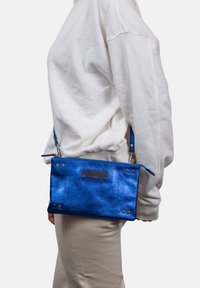 CLIO GOLDBRENNER - MINI - Sac bandoulière - blue Image miniature 1