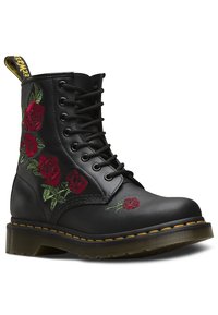 Dr. Martens Snörstövletter - black