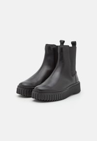 Clarks Botki na platformie