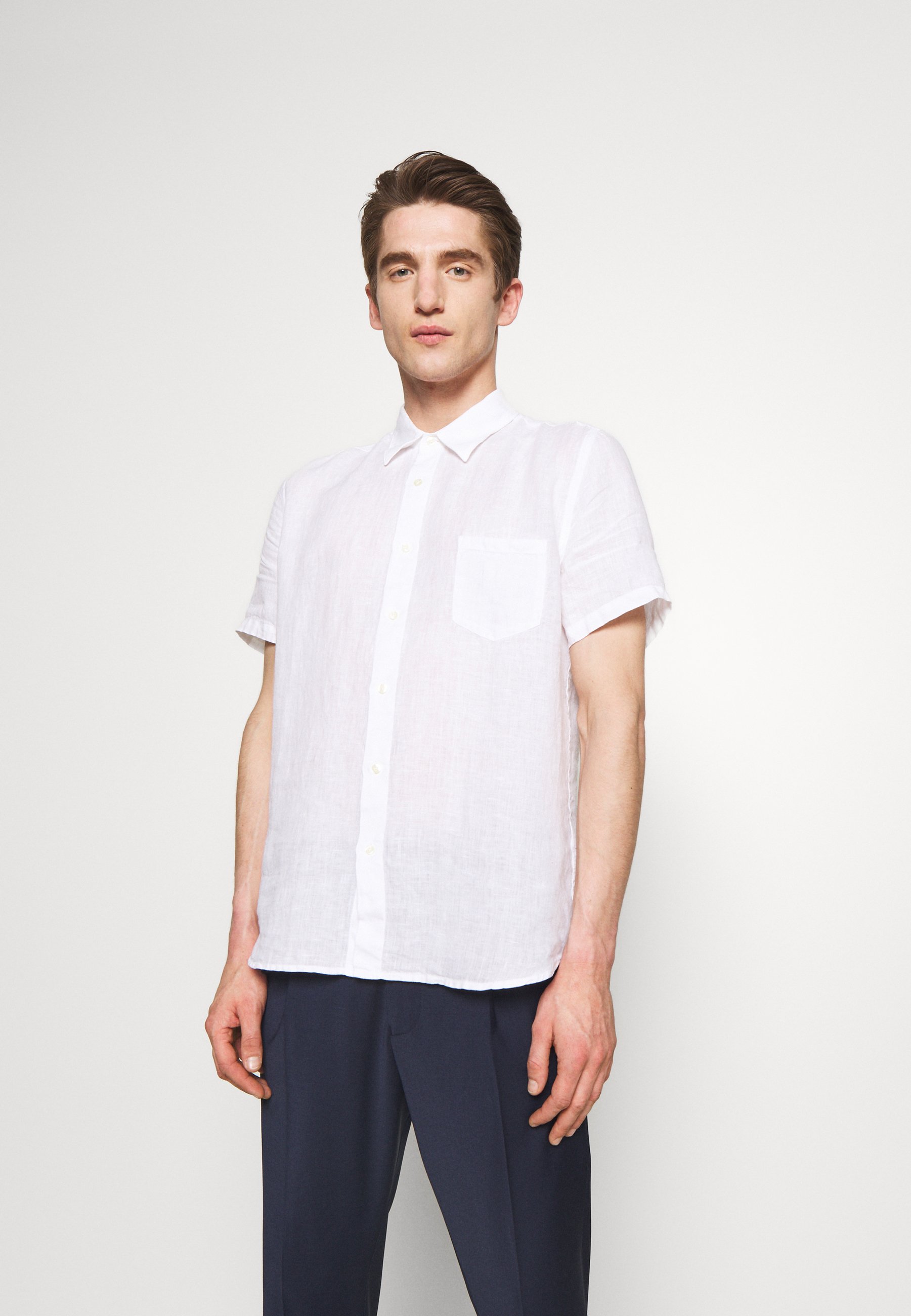 120% Lino online | Den nye kolleksjonen på Zalando 120% Lino FLORAL PRINT - Skjorte - ivory soft fade