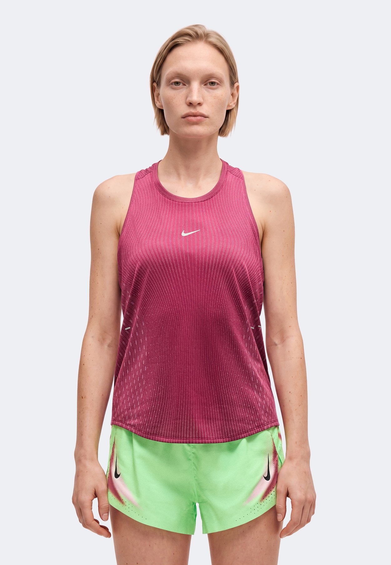Nike SWIFT TANK - Top - true berry/violet dust