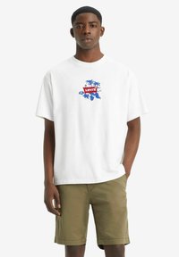 Levi's® VINTAGE FIT GRAPHIC - T-shirts print - lse batwing badge fl