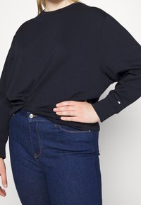 Tommy Hilfiger Curve Sweater - dark blue