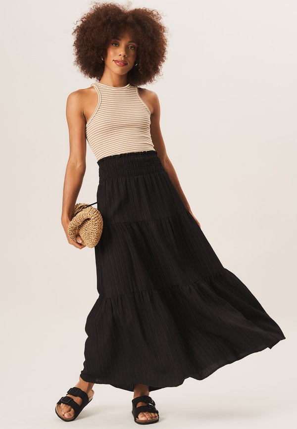 SMOCKED TIERED  - Maxi skirt2