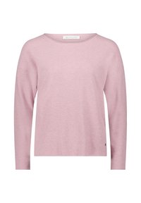 Rosa gestrickter Pullover mit lockerem Schnitt, langen Ärmeln, rundem Halsausschnitt und dezentem strukturiertem Muster. Kleines Markenlogo in der Nähe des Saums.