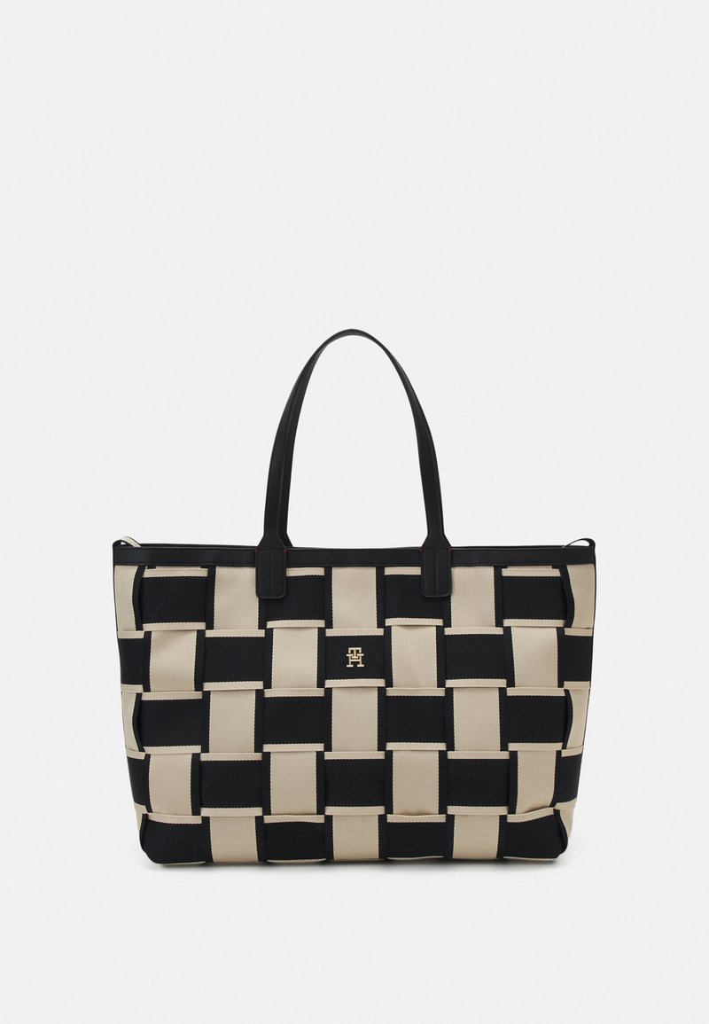Tommy Hilfiger ICONIC TOTE Shopping bags white clay / black/hvid