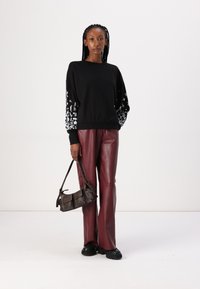 ONLY ONLBROOKE O NECK FLOWER - Φούτερ - black