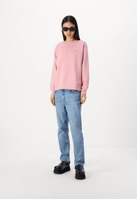 GANT SHIELD C NECK - Mikina - dusty pink