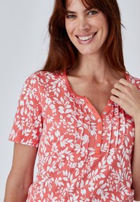 Damart COL TUNISIEN - Camiseta estampada - corail fleuri