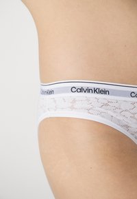 Calvin Klein Underwear ICON 3 PACK  - Fecskék - cool breeze/white/icy moon