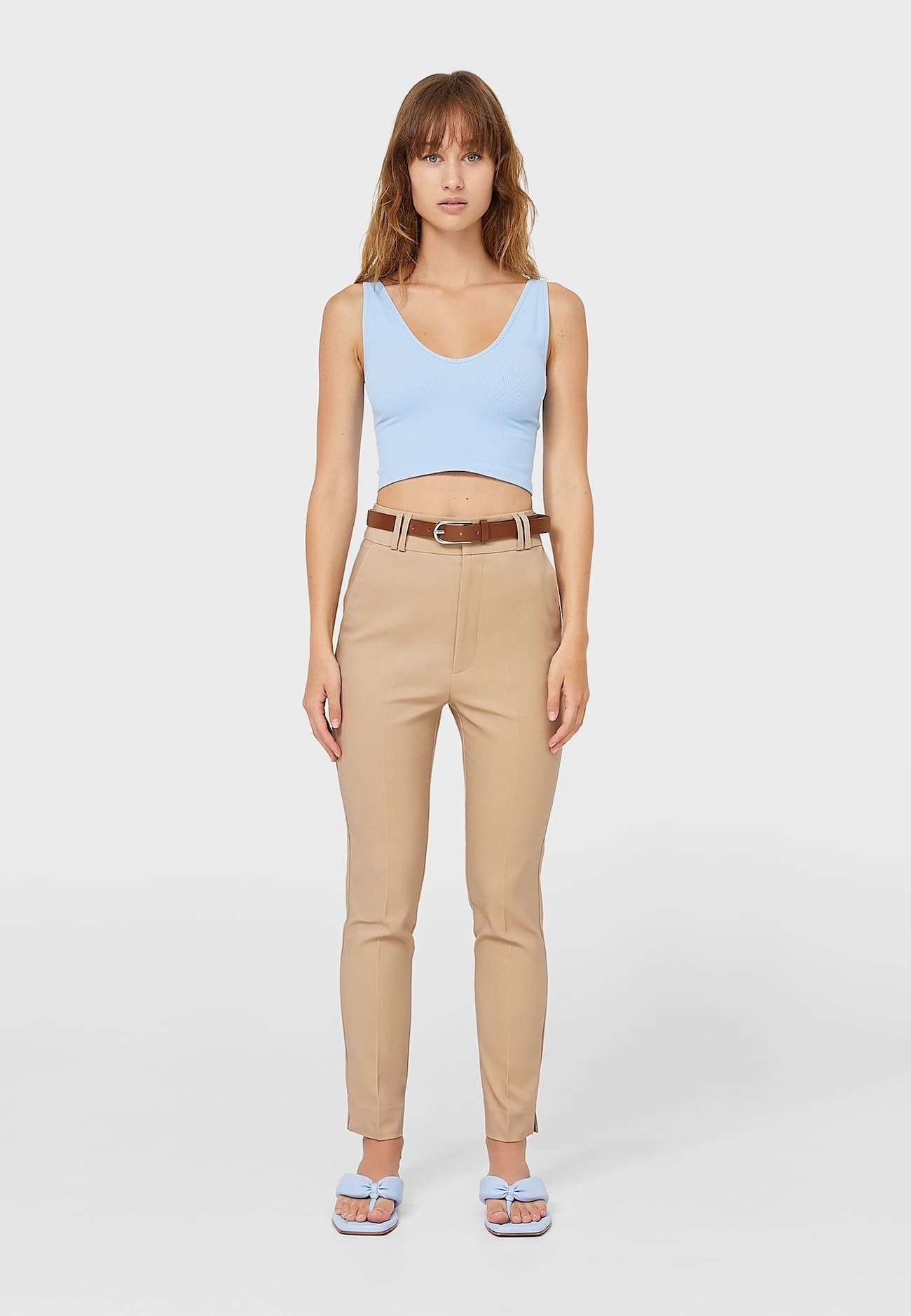Stradivarius ELEGANTE MIT GÜRTEL - Pantaloni - beige - Zalando.it