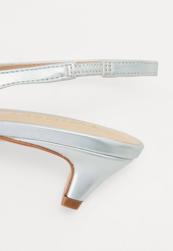 DECOLETTE - Classic heels2