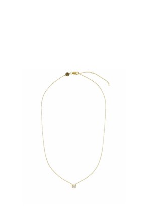 Delikat guldkædehalskæde med en lille firkantet vedhæng med en enkelt klar ædelsten, lås og forlængerkæde synlige.