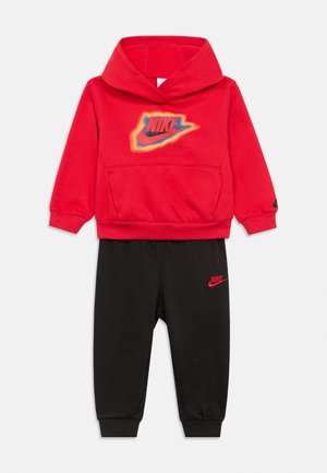HOODED SET - Trenirka - black/red