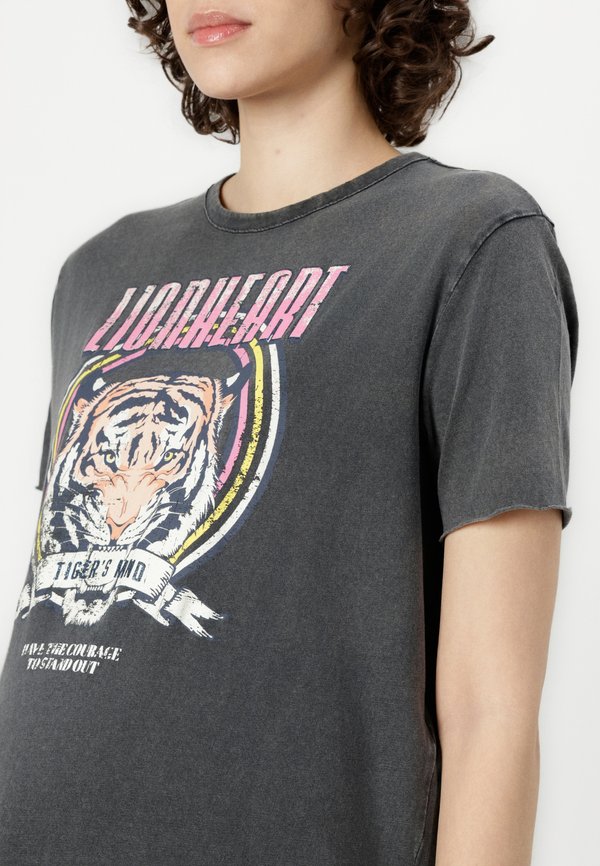 OLMLUCY LIFE ANIMAL DRESS - Jersey dress - phantom4