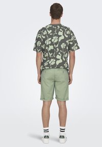 Only & Sons ONSPETER - Short - swamp
