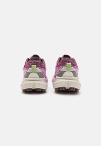 Merrell AGILITY PEAK 5 - Chaussures de running - mauve/fondant