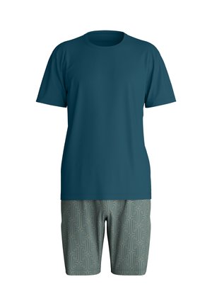 Teal short-sleeve crew neck T-shirt paired with light olive patterned shorts featuring a maze-like design.