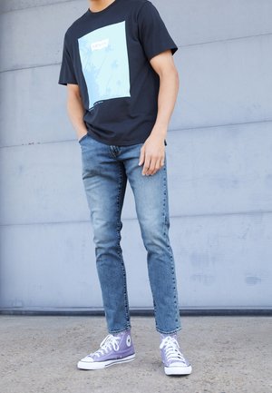 Tapered-Farkut - light-blue denim