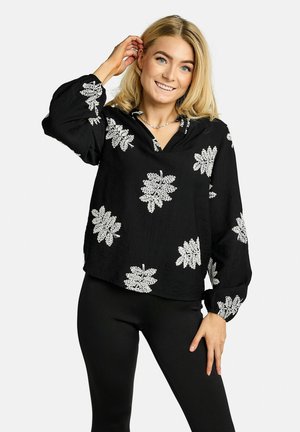 MEG VNECK - Blúzka - black creme leaf