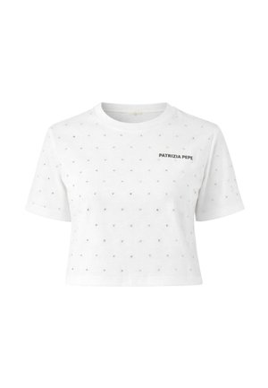 Hvid cropped T-shirt med små sølvnitter over det hele og "Patrizia Pepe"-logo på øverste venstre bryst.
