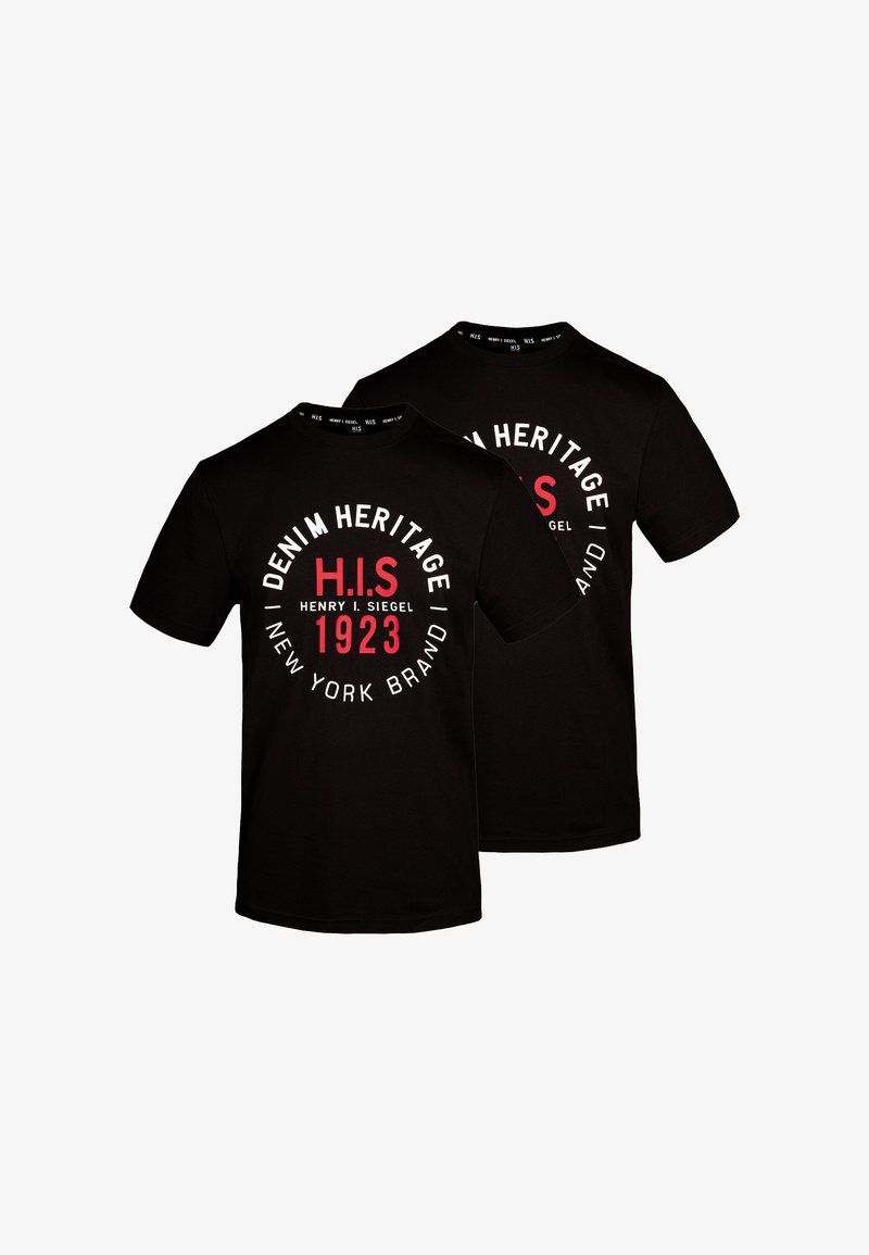 Černé bavlněné tričko s kulatým výstřihem a krátkými rukávy. Potisk na přední straně obsahuje "DENIM HERITAGE H.I.S 1923" v bílé a červené barvě.