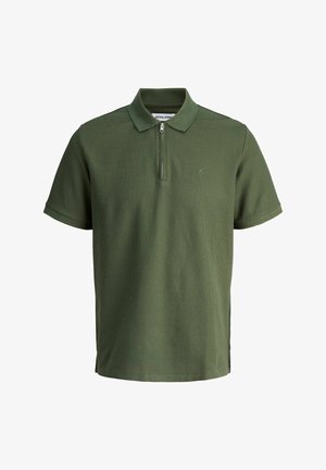 Polo vert avec un motif texturé, manches courtes, col zippé et un petit logo sur la poitrine. Fabriqué à partir d'un tissu respirant.