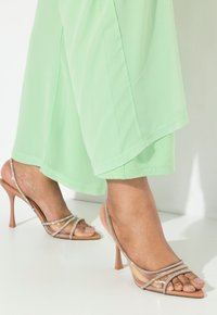 Ulla Popken DOPPELLAGIG WEITES ELASTIKBUND - Pantalones - mint