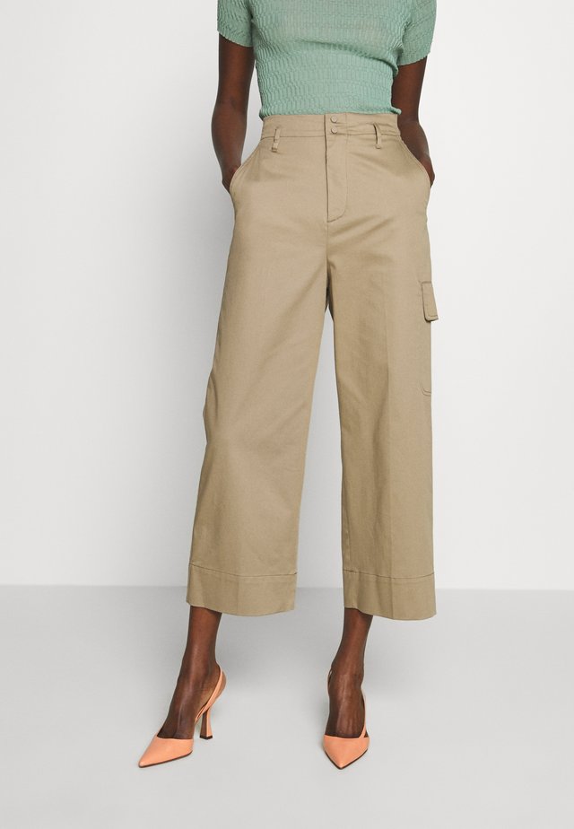 JANGY - Trousers - khaki