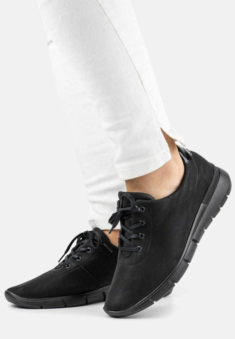 Arcopedico Volnočasové šněrovací boty - black