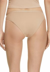FALKE DAILY CLIMATE CONTROL OUTLAST® - Figi
