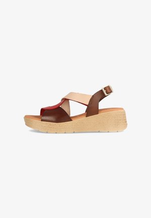 Marila DILI NUEZ - Sandalias con plataforma - nuez