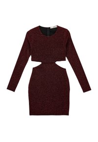 Vestido burdeos de manga larga con forma ajustada y tejido texturizado y brillante. Presenta un recorte en la sección media y una cremallera en la espalda.