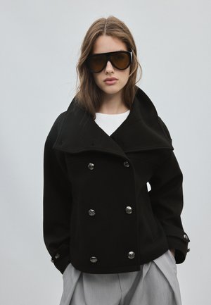 Stradivarius, SOFT-TOUCH CROSSOVER HIGH NECK - Veste légère - black
