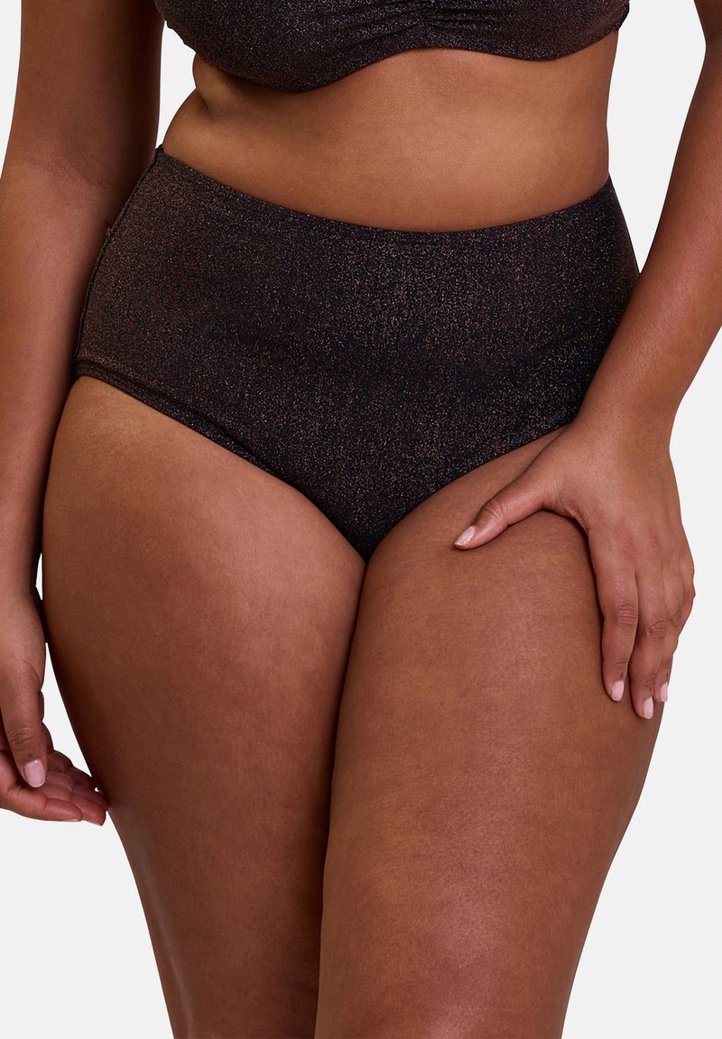 Bas de maillot de bain taille haute en noir avec des paillettes subtiles. Texture douce, finition lisse et couverture modérée. Conçu pour le confort et le style.