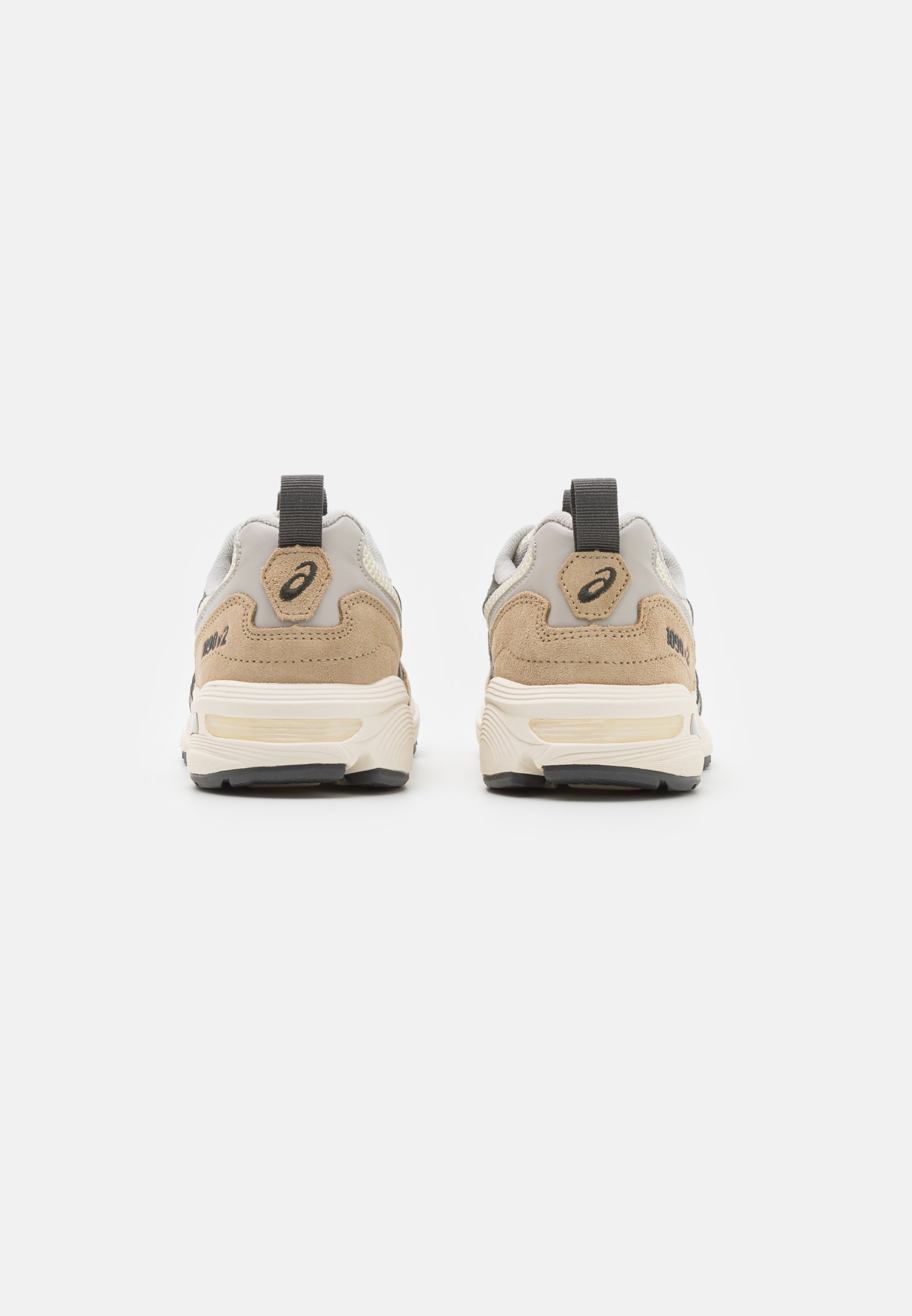 ASICS SportStyle GEL-1090V2 - Trainers - cream/clay grey/off