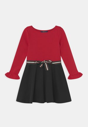 DAY DRESS - Jerseykleid - madison red