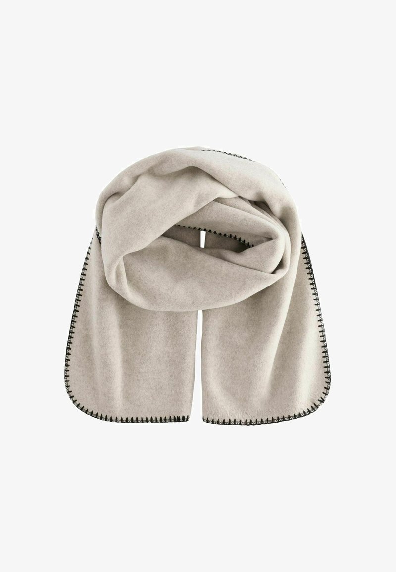 Heled hall sall, mis on valmistatud pehmest materjalist, mille ääred on kaunistatud musta õmblusega ja millel on sujuv, longus disain.