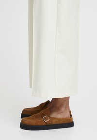 ICHI IHKATE - Pantalon classique - birch