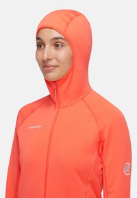 Mammut ACONCAGUA HOODED - Giacca in pile - peach