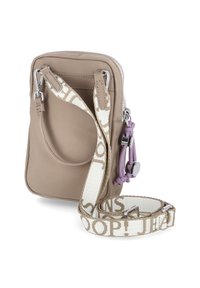 Beżowa prostokątna torba z zapięciem na zamek, z materiałowym paskiem z nadrukiem, srebrnymi elementami i fioletowym akcentem przy uchwycie zamka.
