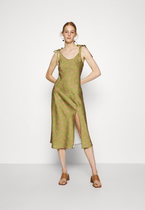 TIE SHOULDER SLIP DRESS - Day dress - army/pink