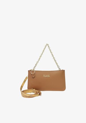 Borsa rettangolare marrone con manico a catena dorata, tracolla rimovibile con motivo a mappa e logo "T KLASSE" sul davanti.