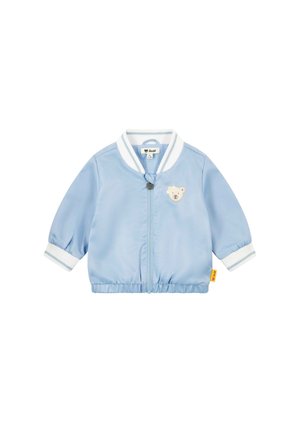 Veste bébé bleu clair avec col et poignets à rayures blanches, fermeture éclair à l'avant, et une petite écusson en forme d'ourson sur la poitrine.