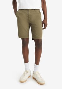Levi's® - Shorts - oliv Thumbnail Image 1