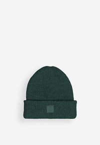 Unselected, jet green