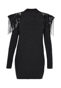 Schwarzer, gerippter Strickpullover mit langen Ärmeln und hohem Kragen, der Fransenverzierungen an den Schultern aufweist.